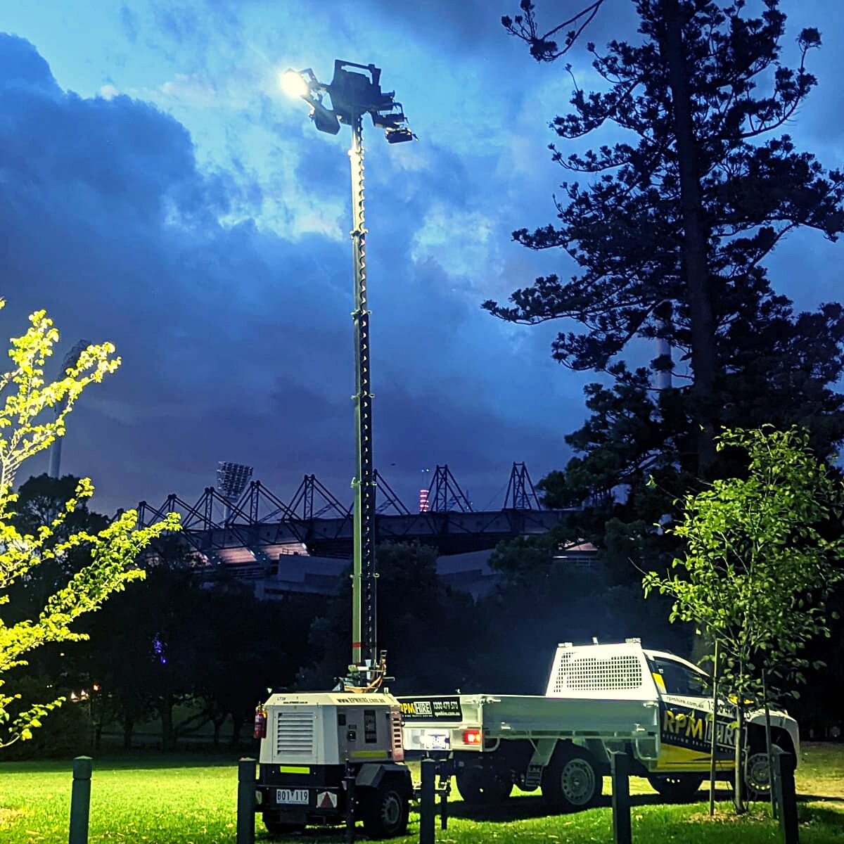 Portable Mobile Light Towers Hire in Sydney Brisbane | Hire